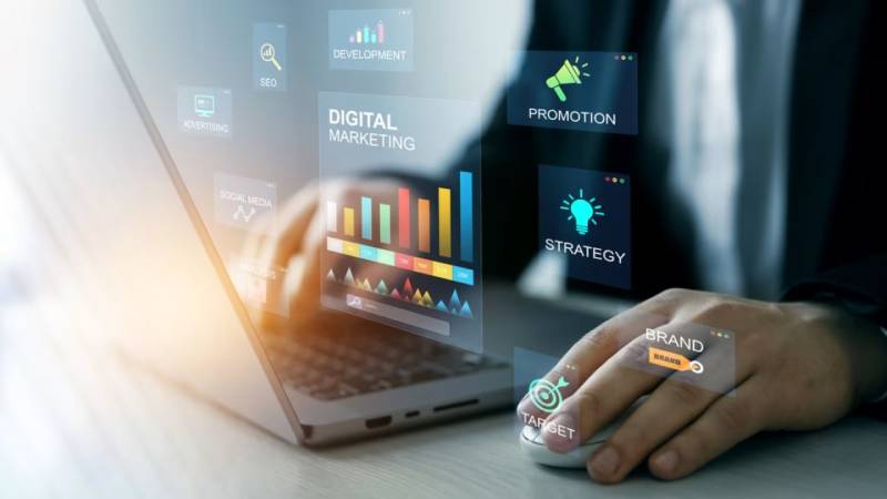 丽江小程序开发：Hotwire和Stimulus如何通过最少的自定义 JavaScript 提供互动性？